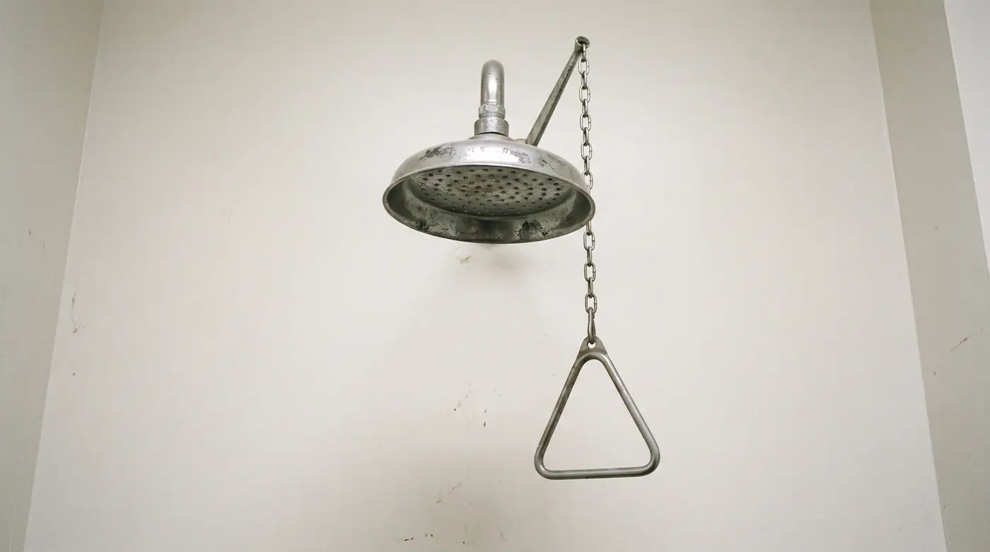 Emergency safety shower industrial wall pull handle stainless