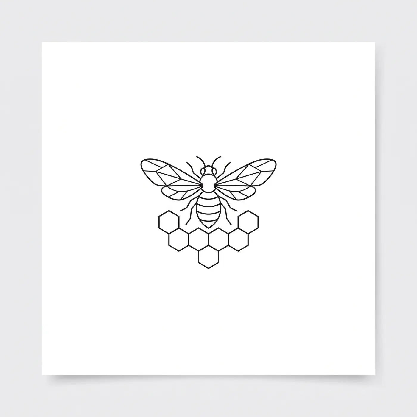 Fineline Bee With Honeycomb