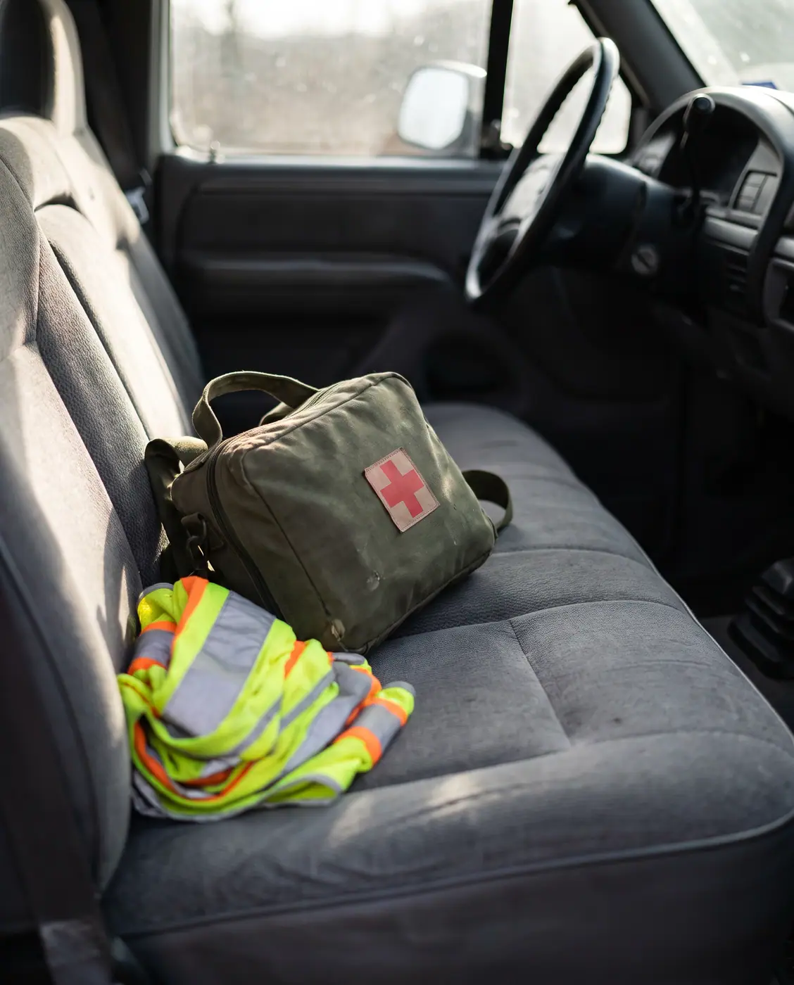 First aid kit grab bag vehicle seat emergency safety