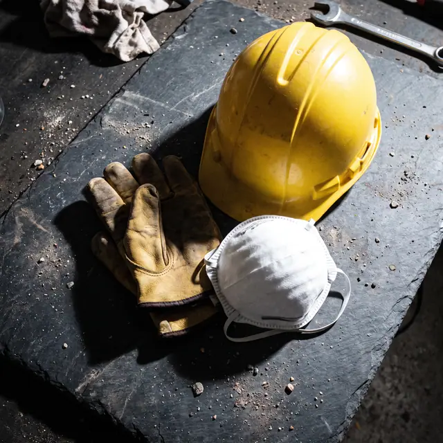 D20260917S Hardhat Gloves N95 Ppe Gear